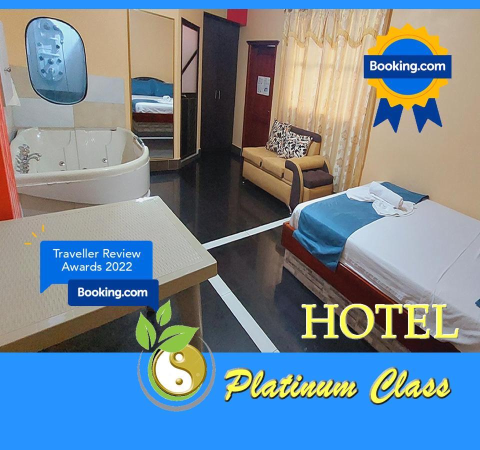 Hotel Platinum Class Nueva Loja 外观 照片